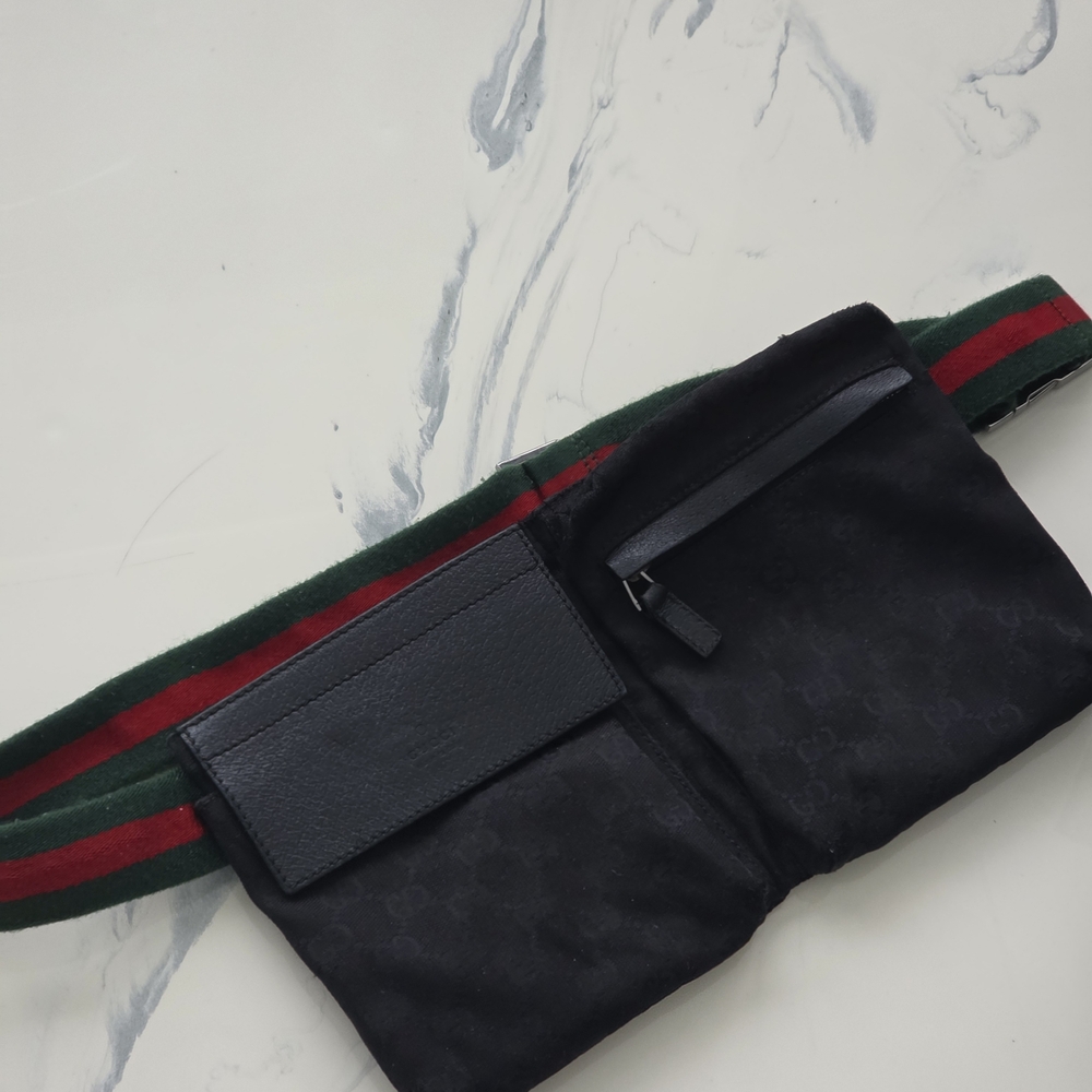 GUCCI Black Belt Bag